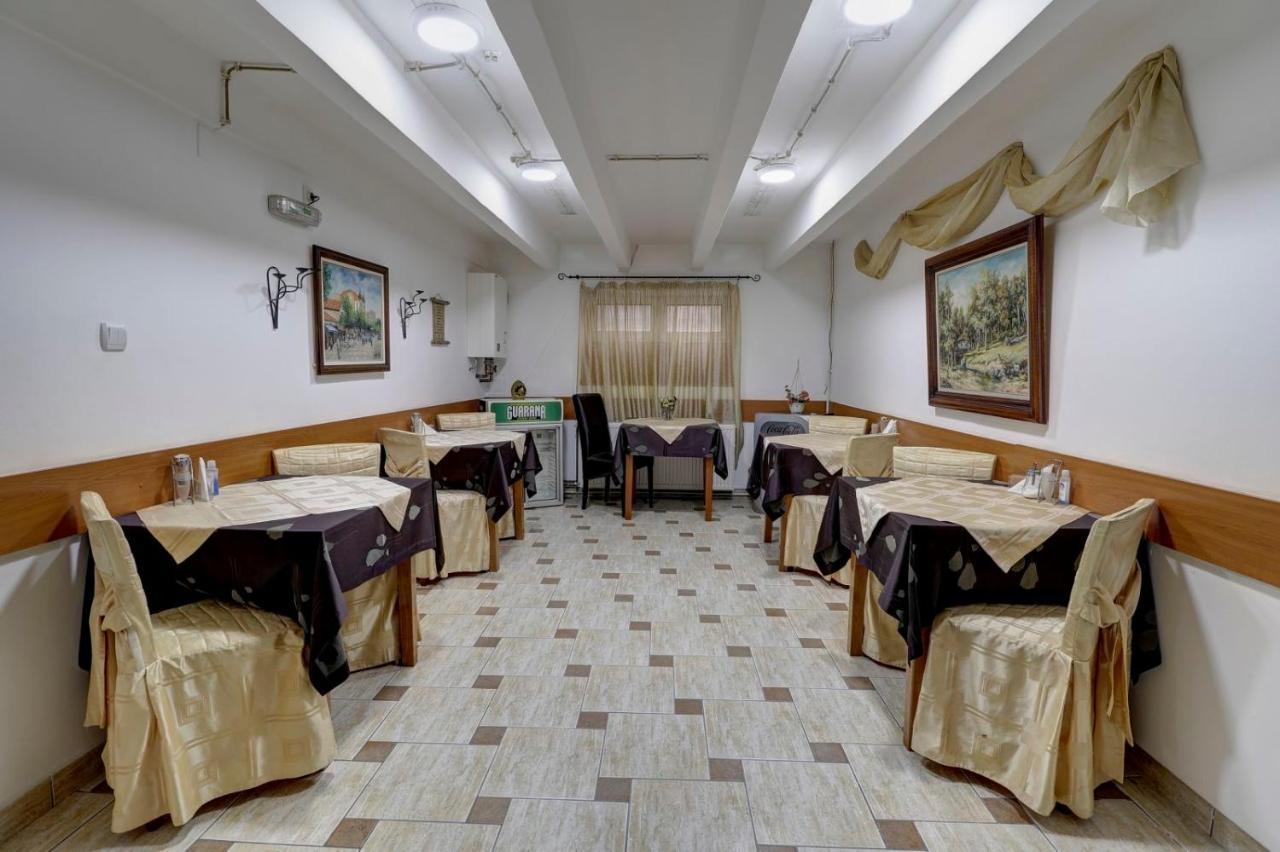 Hotel Perla Ldm Leskovac Leskovac  Kültér fotó