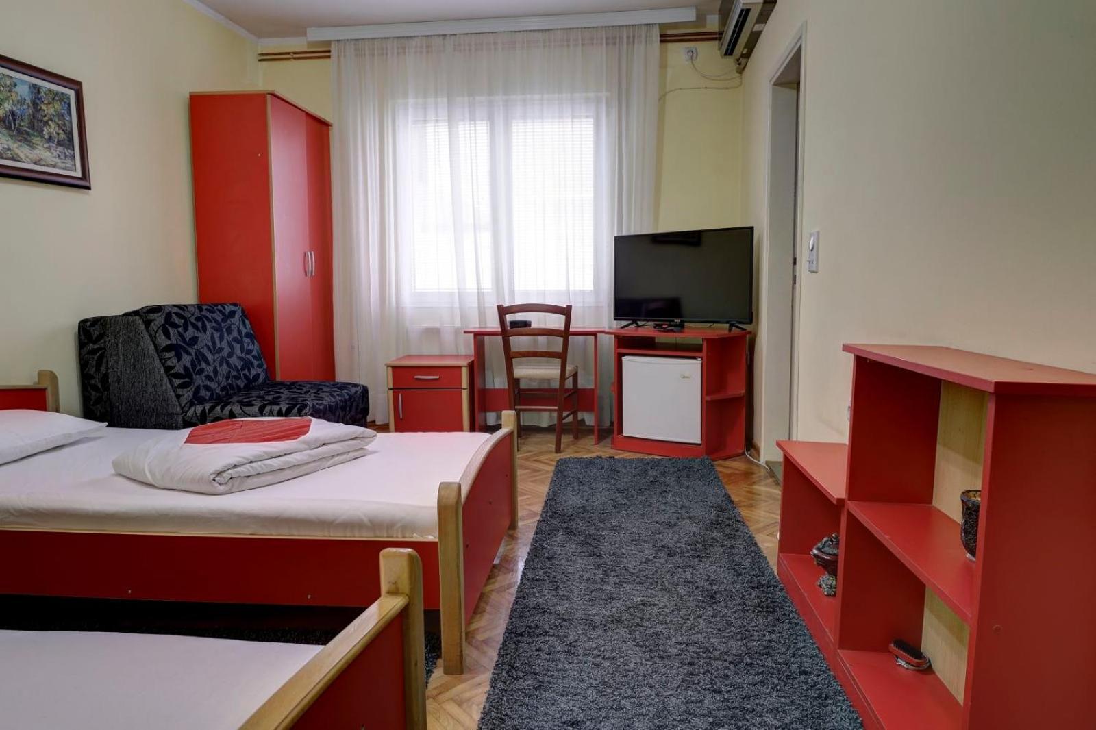Hotel Perla Ldm Leskovac Leskovac  Kültér fotó